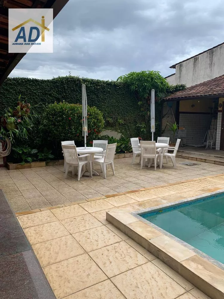 Casa, 3 quartos, 282 m² - Foto 1