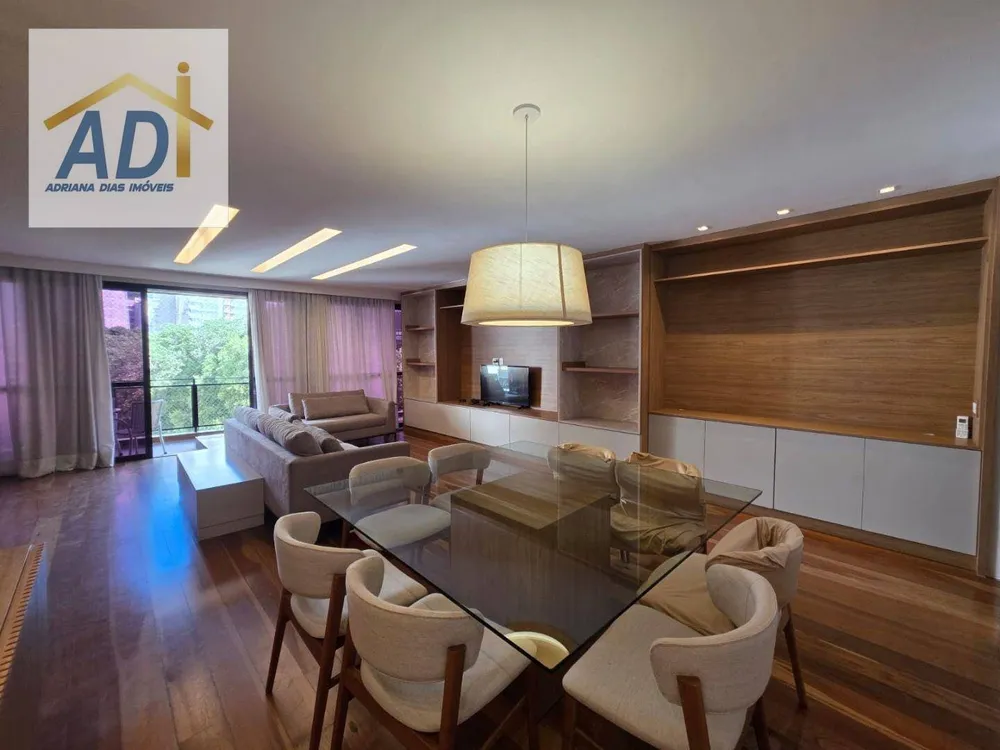 Apartamento, 3 quartos, 218 m² - Foto 1
