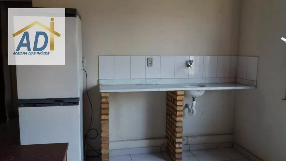 Casa, 4 quartos, 236 m² - Foto 3