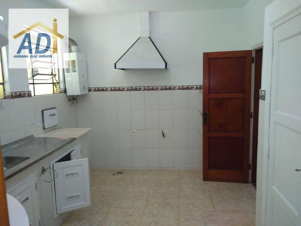 Chácara à venda com 4 quartos, 152m² - Foto 7