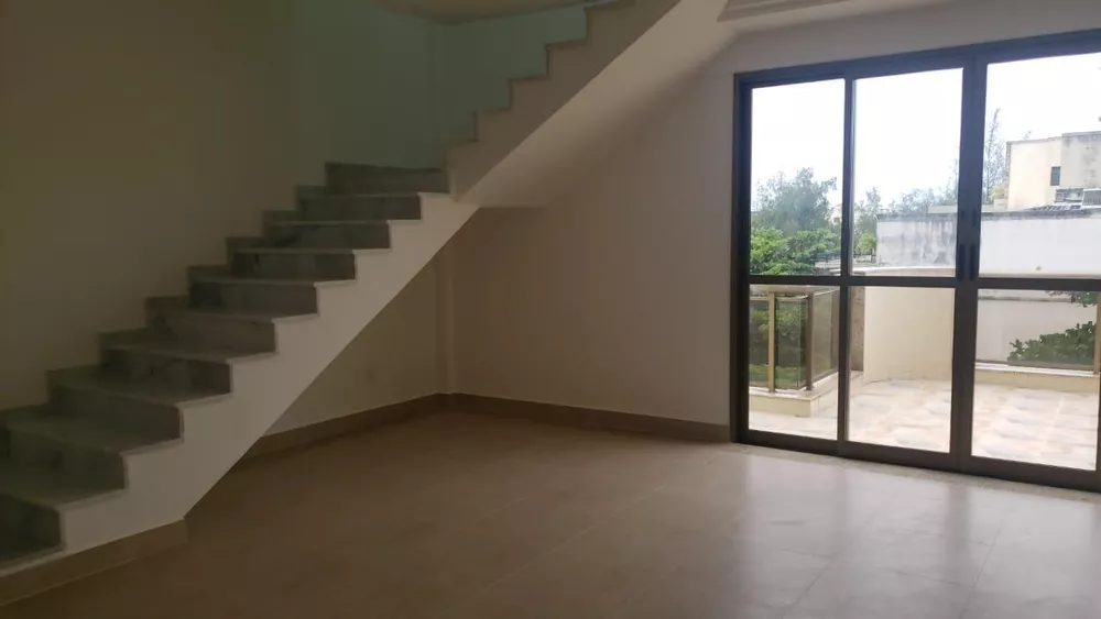 Cobertura, 3 quartos, 220 m² - Foto 1