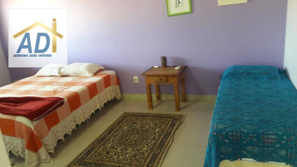 Casa de Condomínio à venda com 5 quartos, 360m² - Foto 1