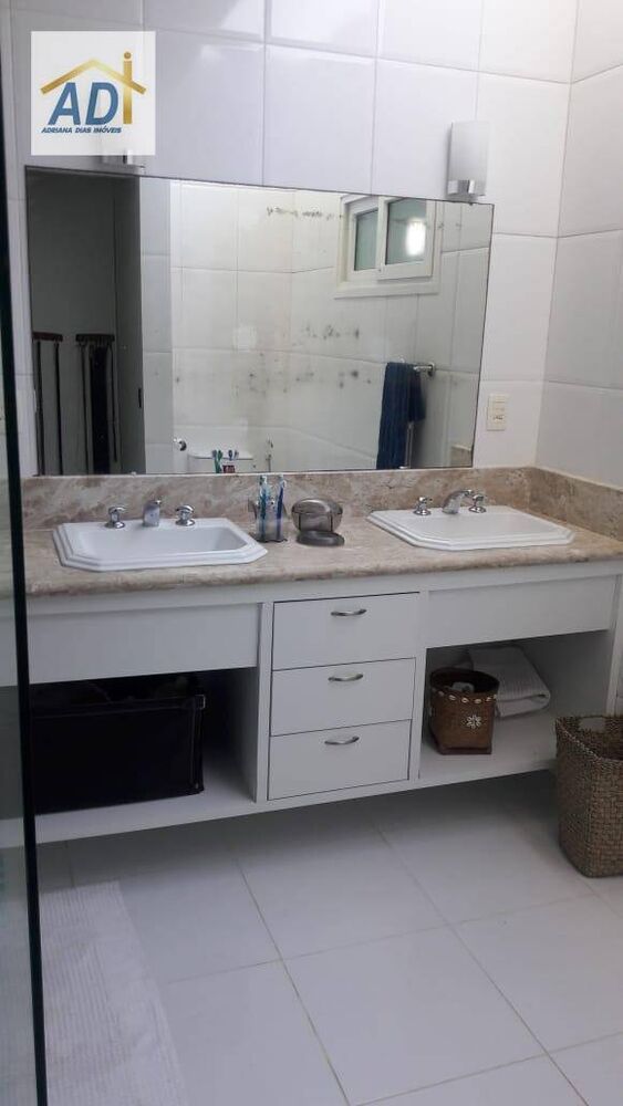 Casa de Condomínio à venda com 5 quartos, 360m² - Foto 2