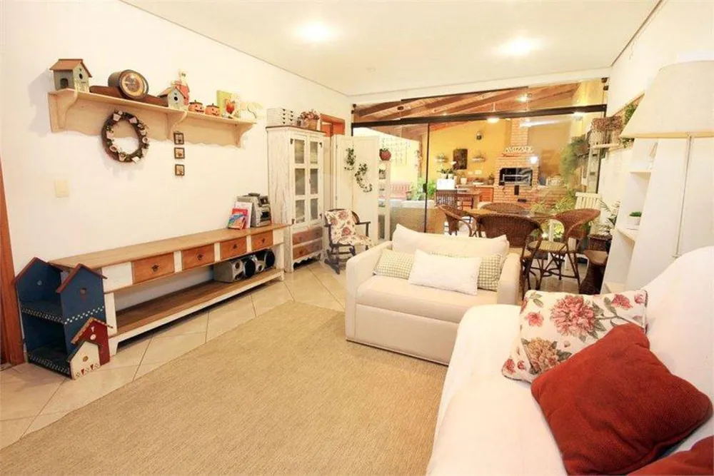 Casa, 4 quartos, 315 m² - Foto 1