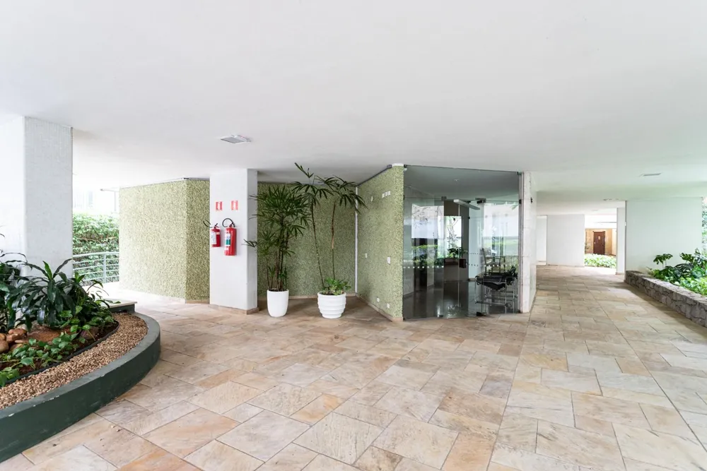 Apartamento, 3 quartos, 137 m² - Foto 2