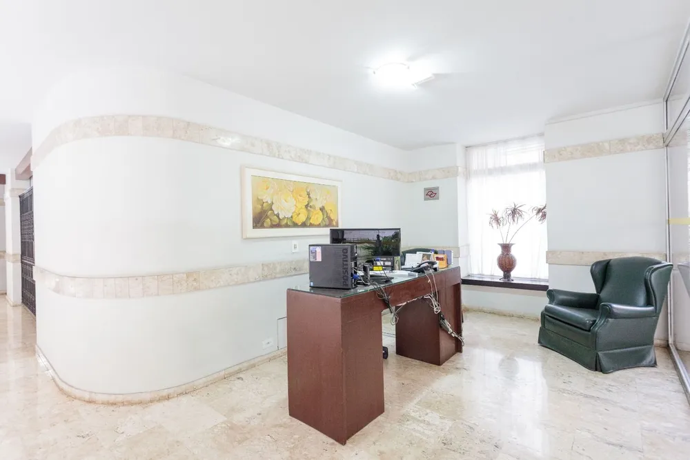 Apartamento, 3 quartos, 130 m² - Foto 2