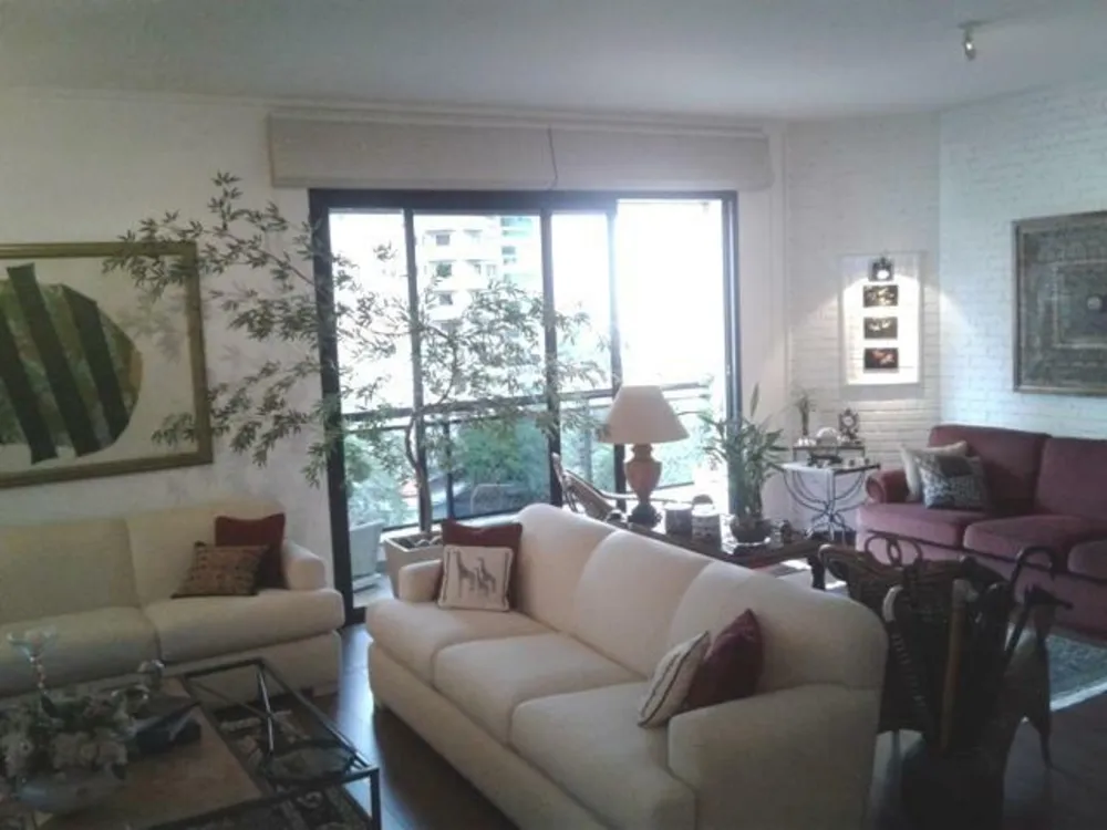 Apartamento, 3 quartos, 193 m² - Foto 1