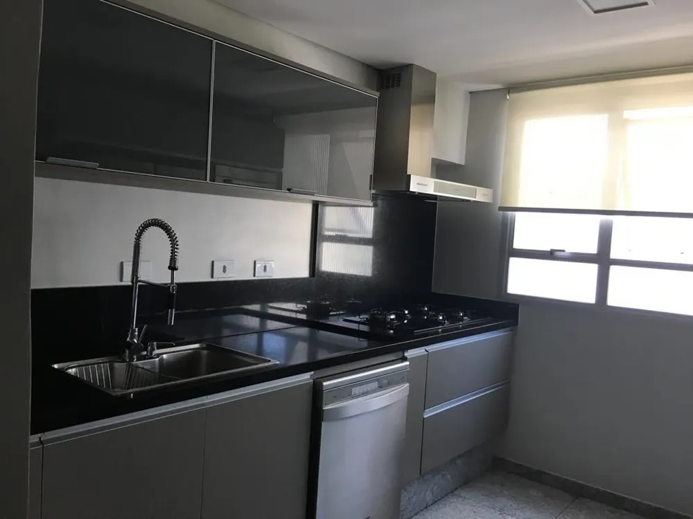 Apartamento, 4 quartos, 248 m² - Foto 2