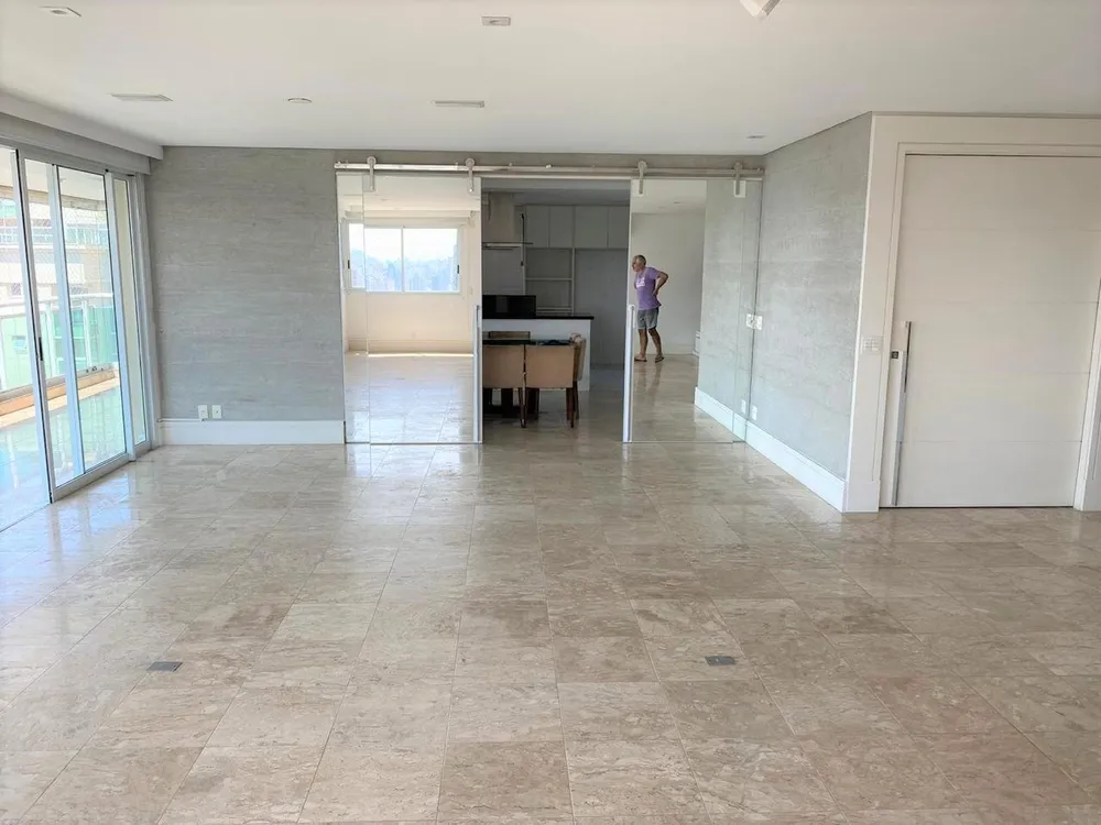 Apartamento, 4 quartos, 240 m² - Foto 1