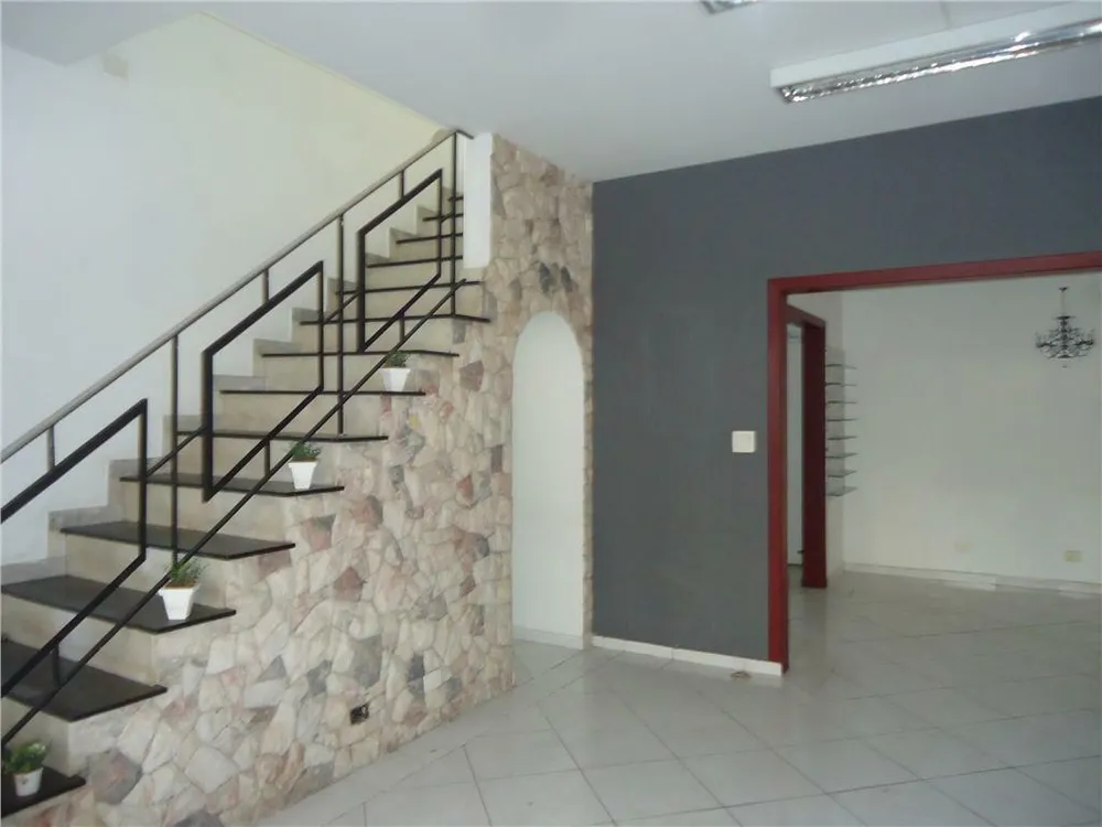Casa, 4 quartos, 186 m² - Foto 1