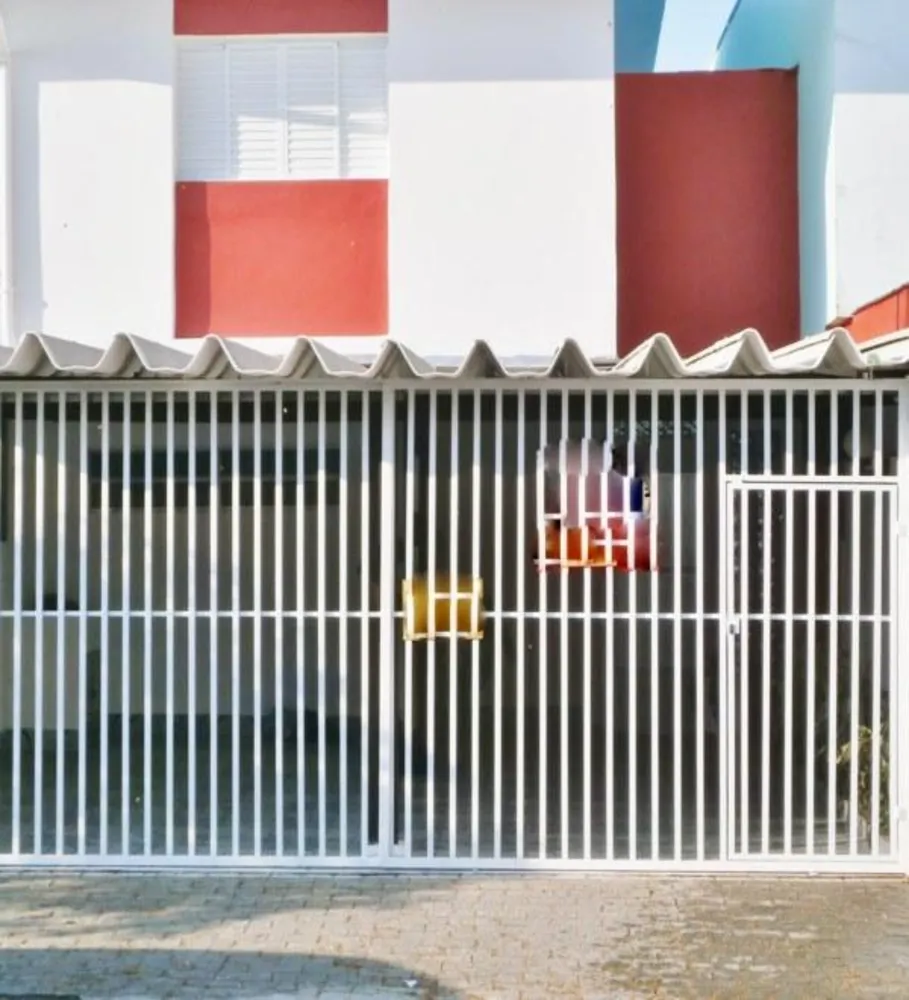 Casa, 3 quartos, 180 m² - Foto 1