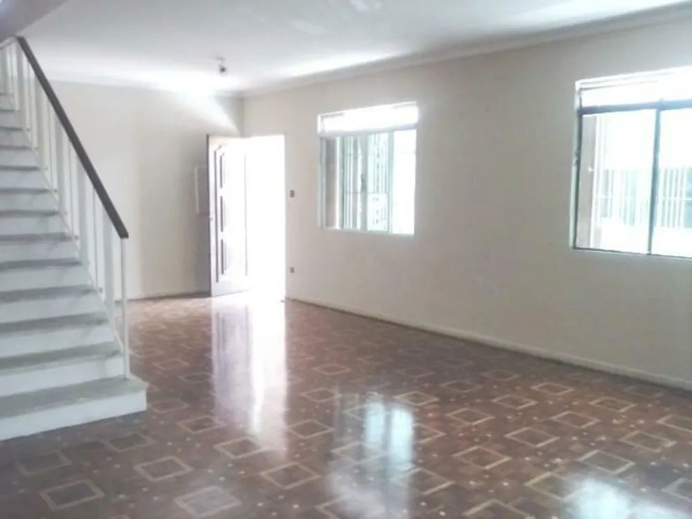 Casa, 4 quartos, 235 m² - Foto 1