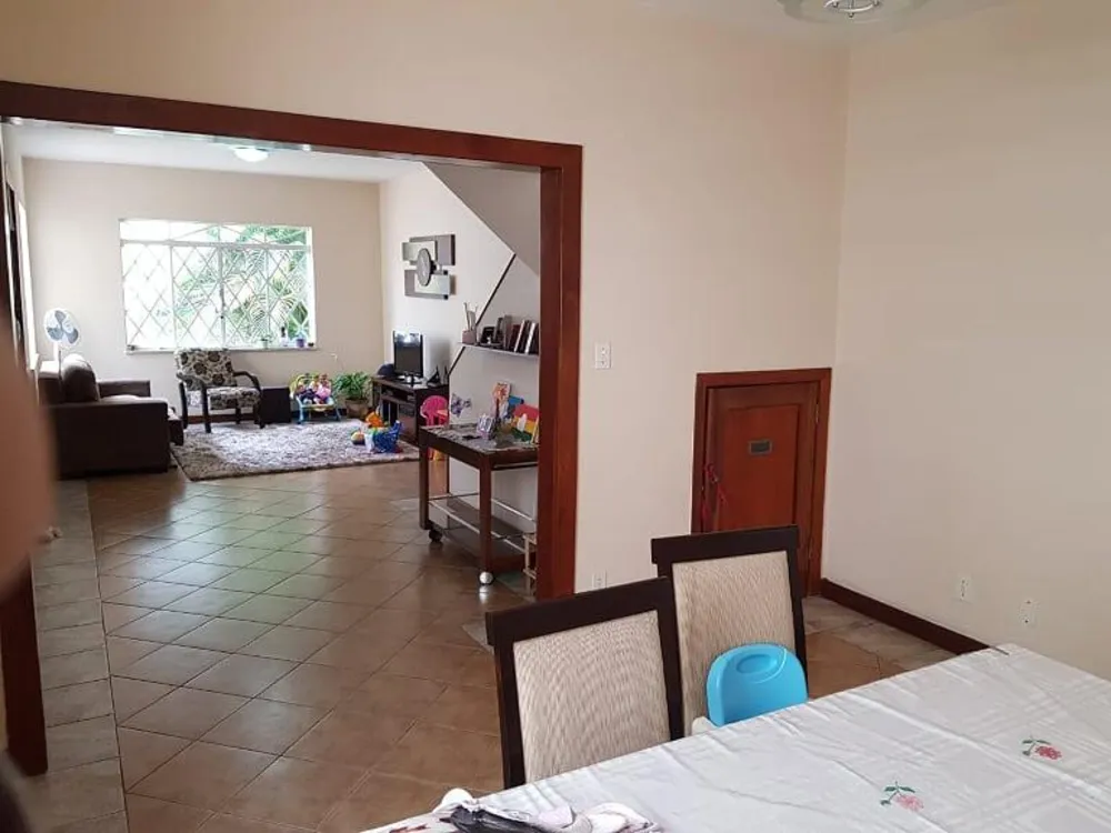Casa, 3 quartos, 210 m² - Foto 1