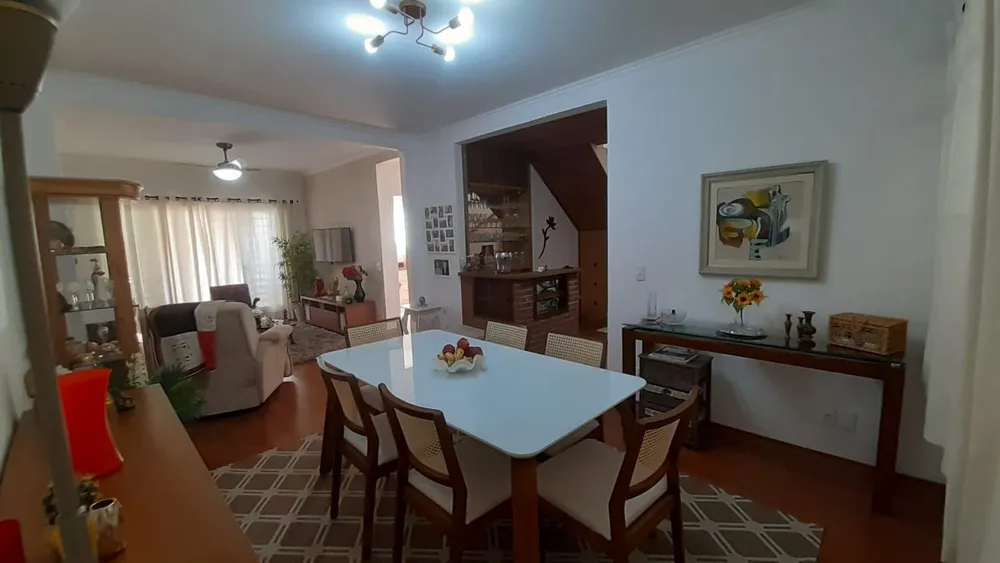 Casa, 3 quartos, 250 m² - Foto 4