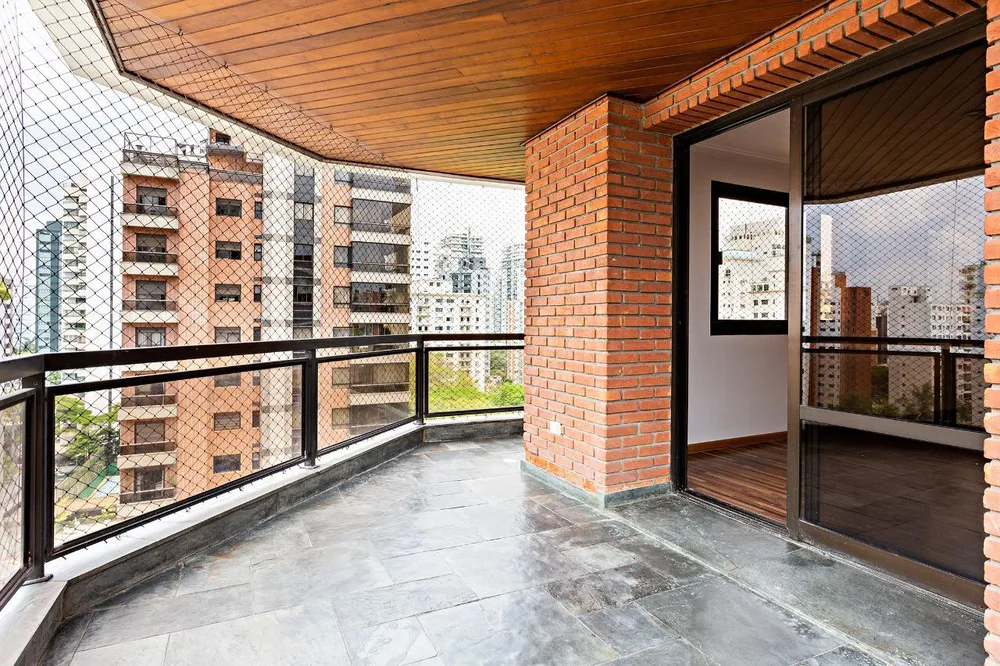Apartamento, 3 quartos, 208 m² - Foto 1