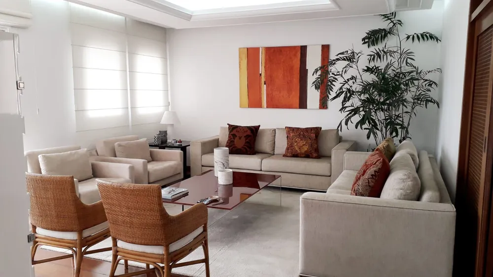 Apartamento, 3 quartos, 214 m² - Foto 1