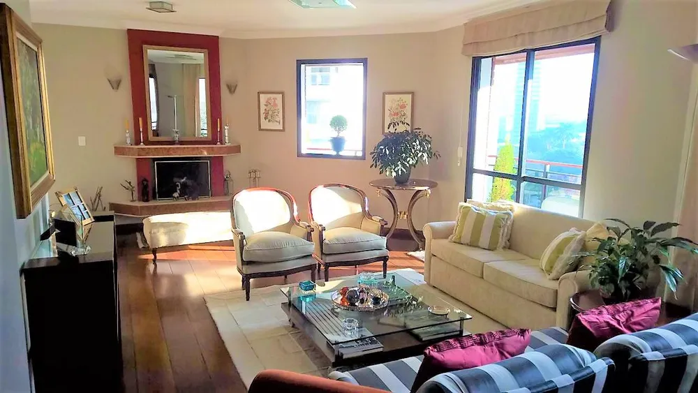 Apartamento, 3 quartos, 206 m² - Foto 2