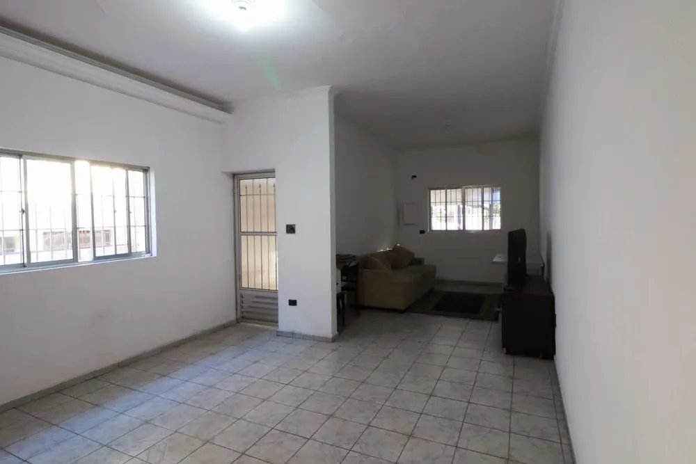 Casa, 4 quartos, 250 m² - Foto 3