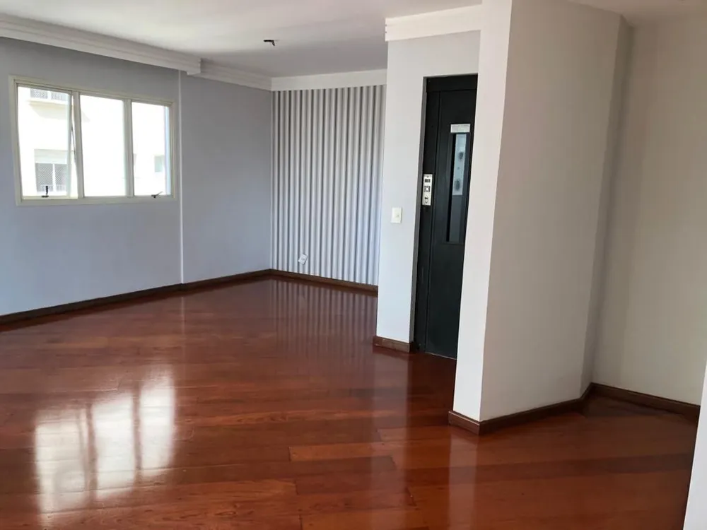 Apartamento, 3 quartos, 117 m² - Foto 1