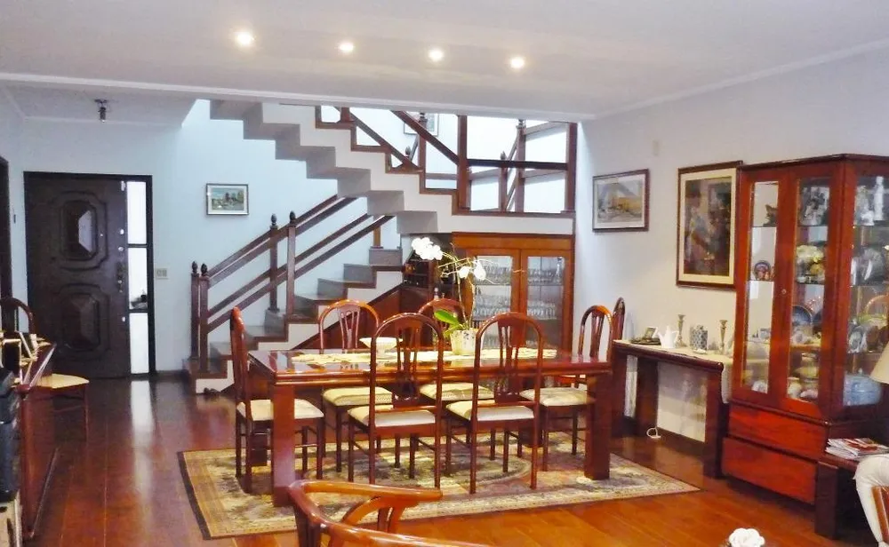 Casa, 4 quartos, 312 m² - Foto 1