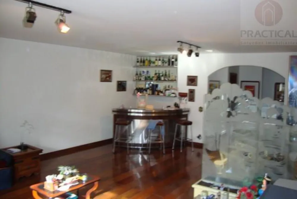 Casa, 4 quartos, 320 m² - Foto 1