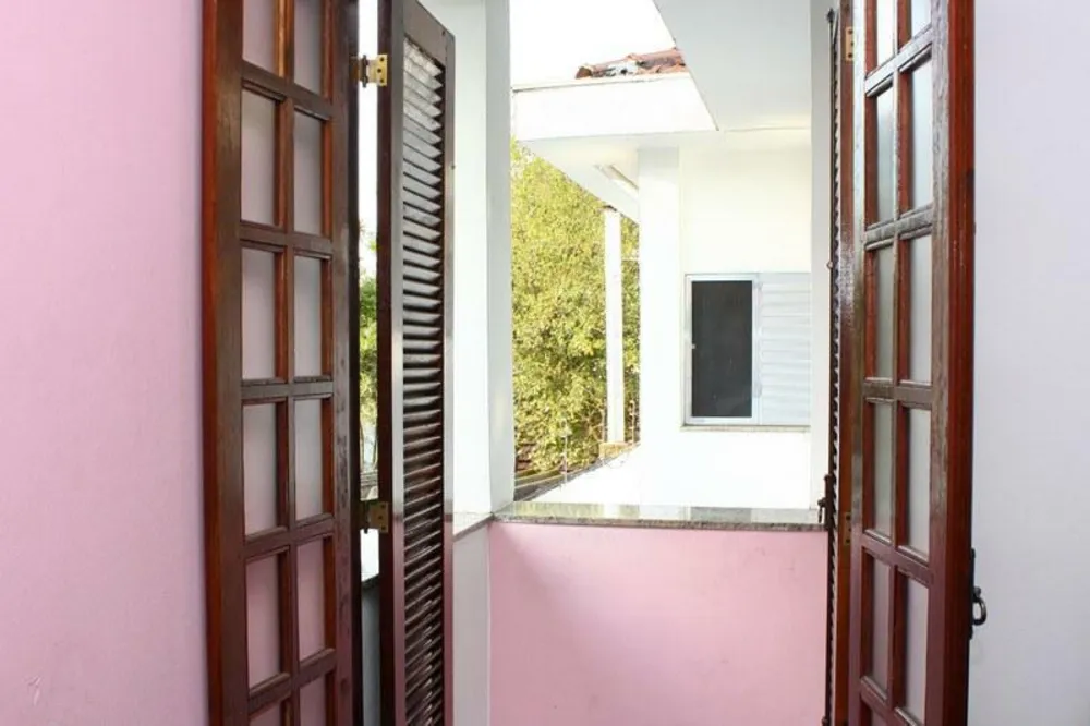 Casa, 3 quartos, 283 m² - Foto 2