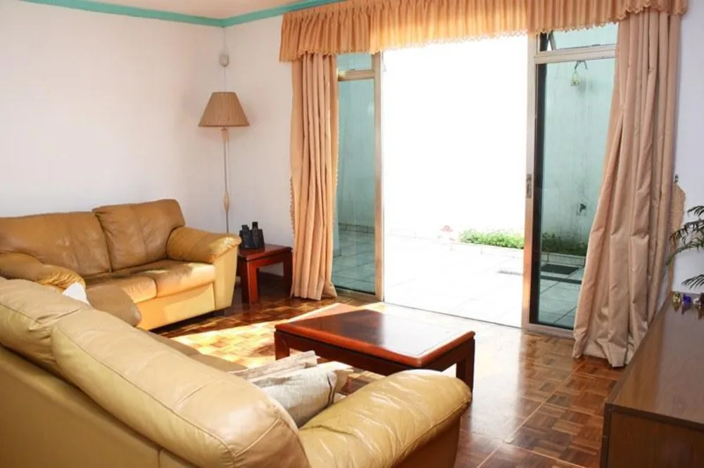 Casa, 3 quartos, 283 m² - Foto 1