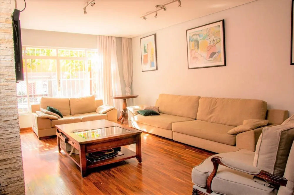 Casa, 3 quartos, 286 m² - Foto 1