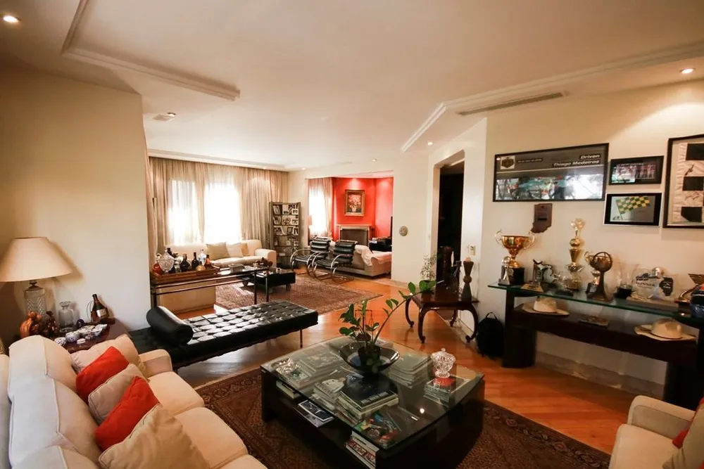 Apartamento, 4 quartos, 275 m² - Foto 1