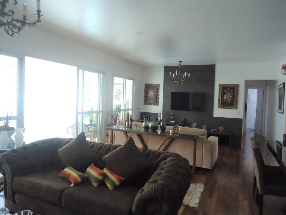 Apartamento, 3 quartos, 154 m² - Foto 1