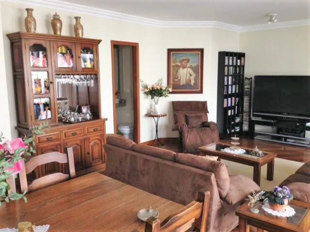 Apartamento, 3 quartos, 154 m² - Foto 2
