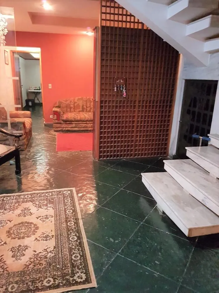 Casa, 3 quartos, 299 m² - Foto 2