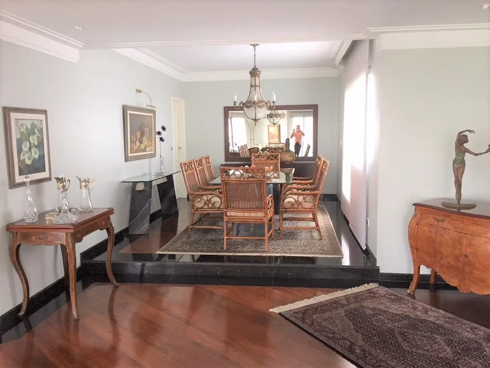 Apartamento, 4 quartos, 255 m² - Foto 1