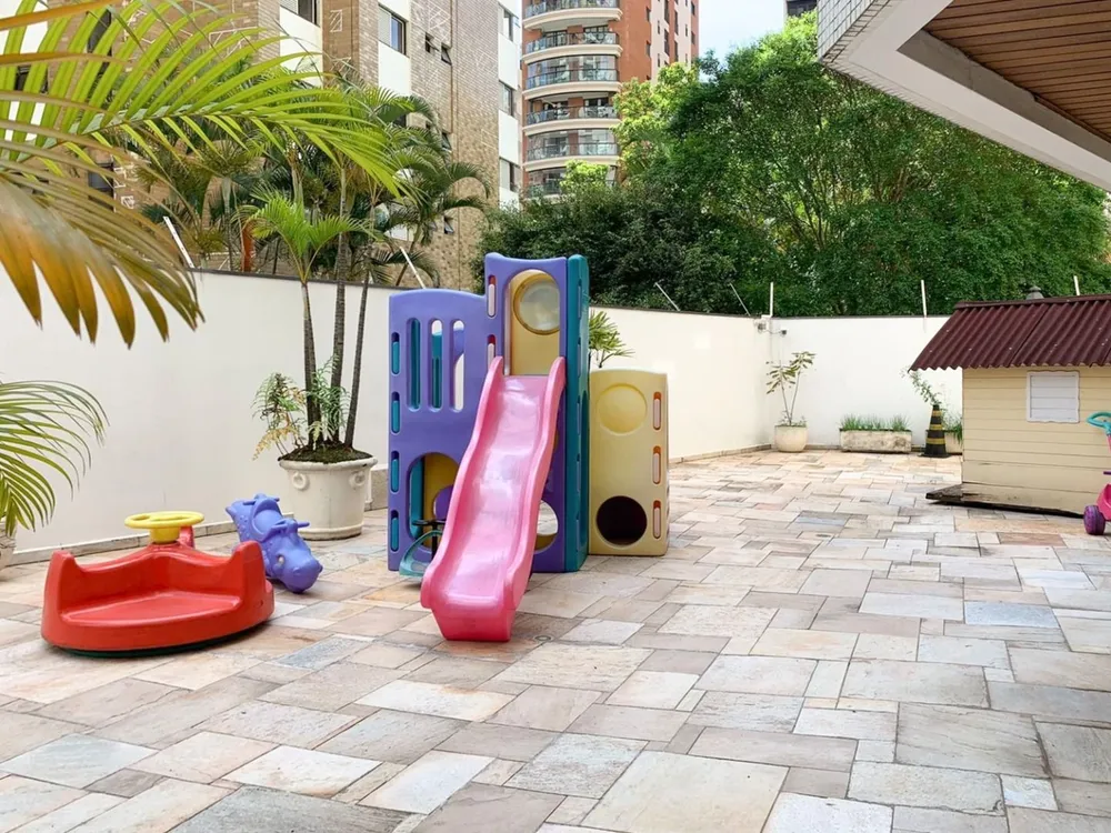 Apartamento, 3 quartos, 142 m² - Foto 2