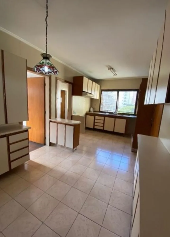 Apartamento, 3 quartos, 135 m² - Foto 2