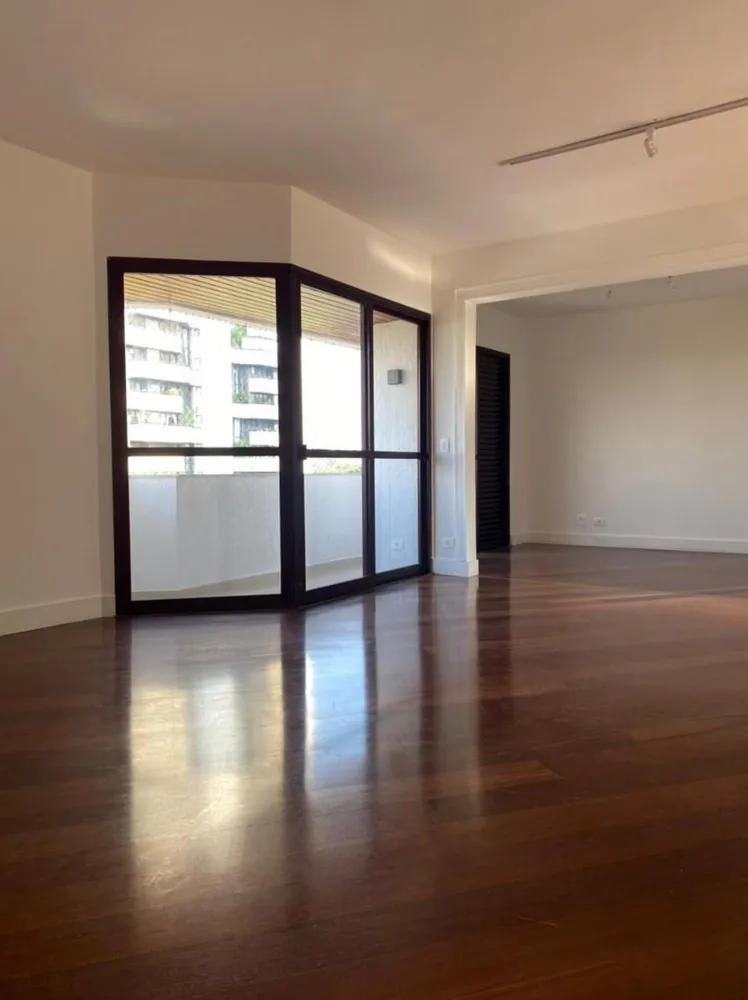 Apartamento, 3 quartos, 120 m² - Foto 2