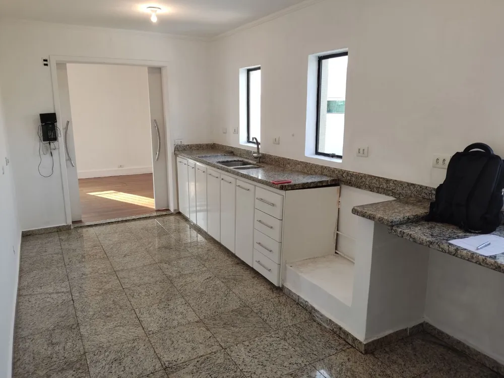 Apartamento, 3 quartos, 170 m² - Foto 2