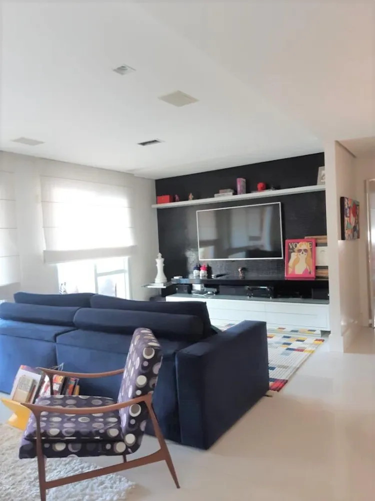 Apartamento, 3 quartos, 130 m² - Foto 1