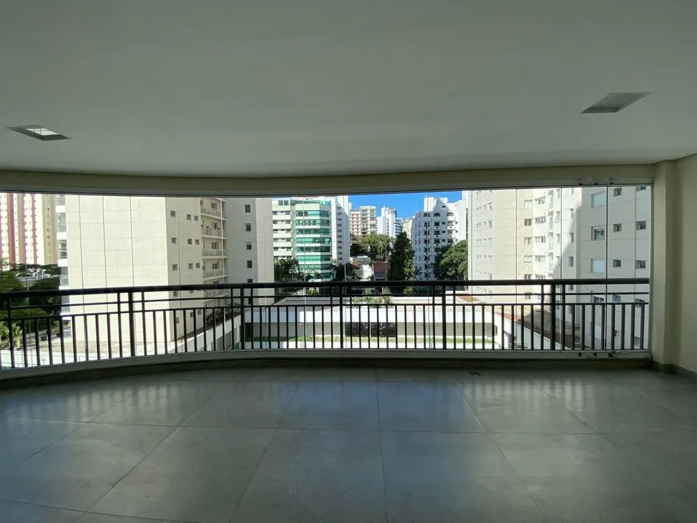 Apartamento, 3 quartos, 135 m² - Foto 3