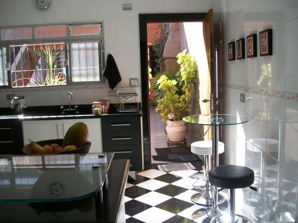 Casa, 6 quartos, 175 m² - Foto 3