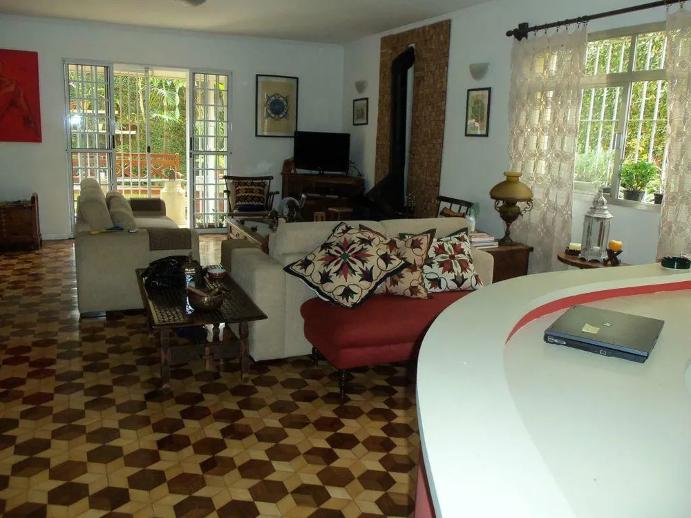 Casa, 4 quartos, 300 m² - Foto 1