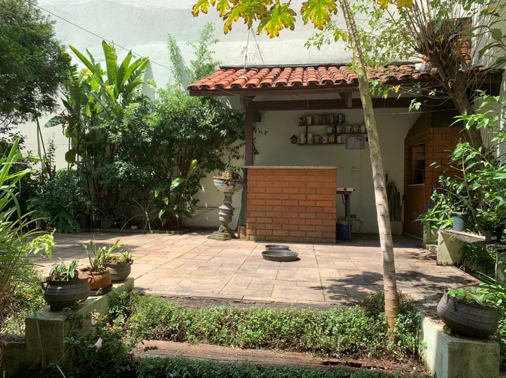 Casa, 4 quartos, 169 m² - Foto 1