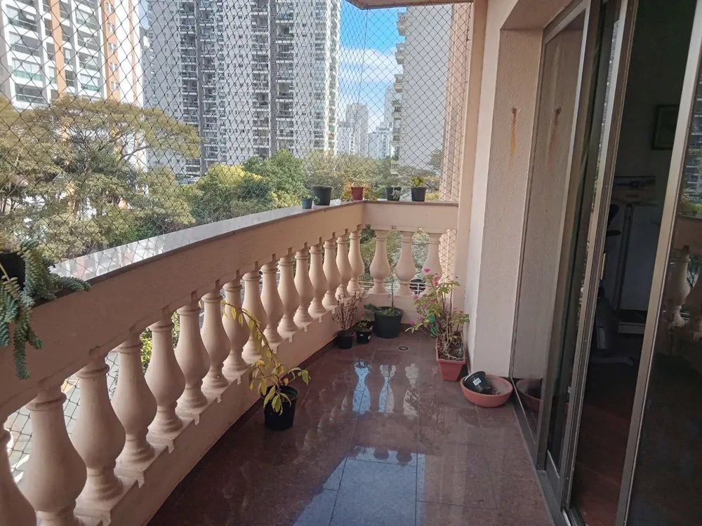 Apartamento, 3 quartos, 210 m² - Foto 1