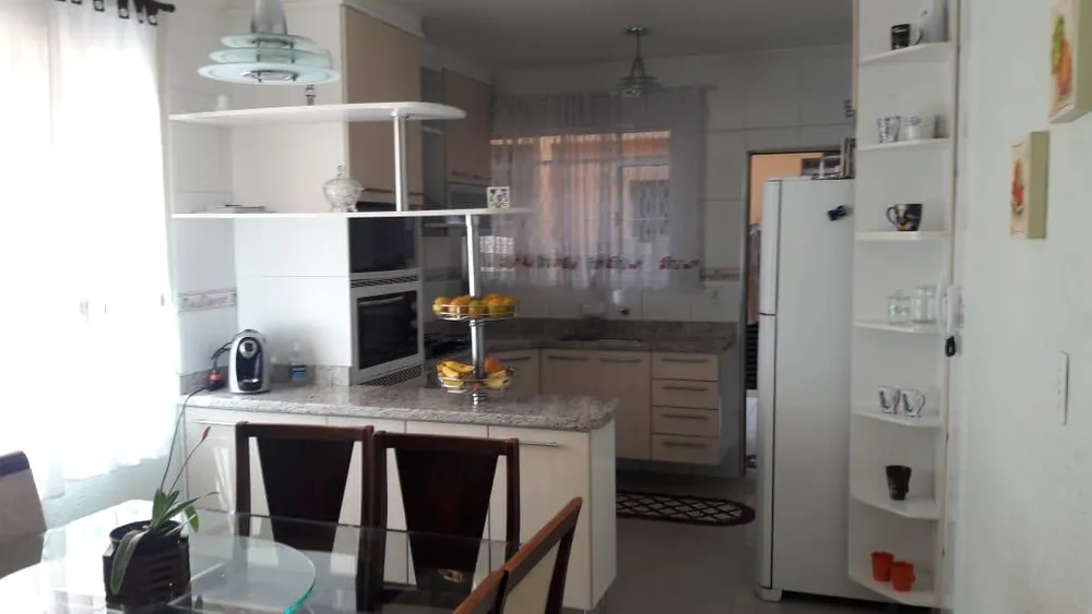 Casa, 3 quartos, 160 m² - Foto 3