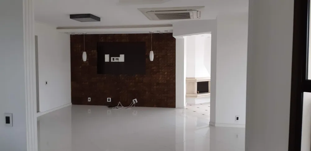 Apartamento, 4 quartos, 227 m² - Foto 1