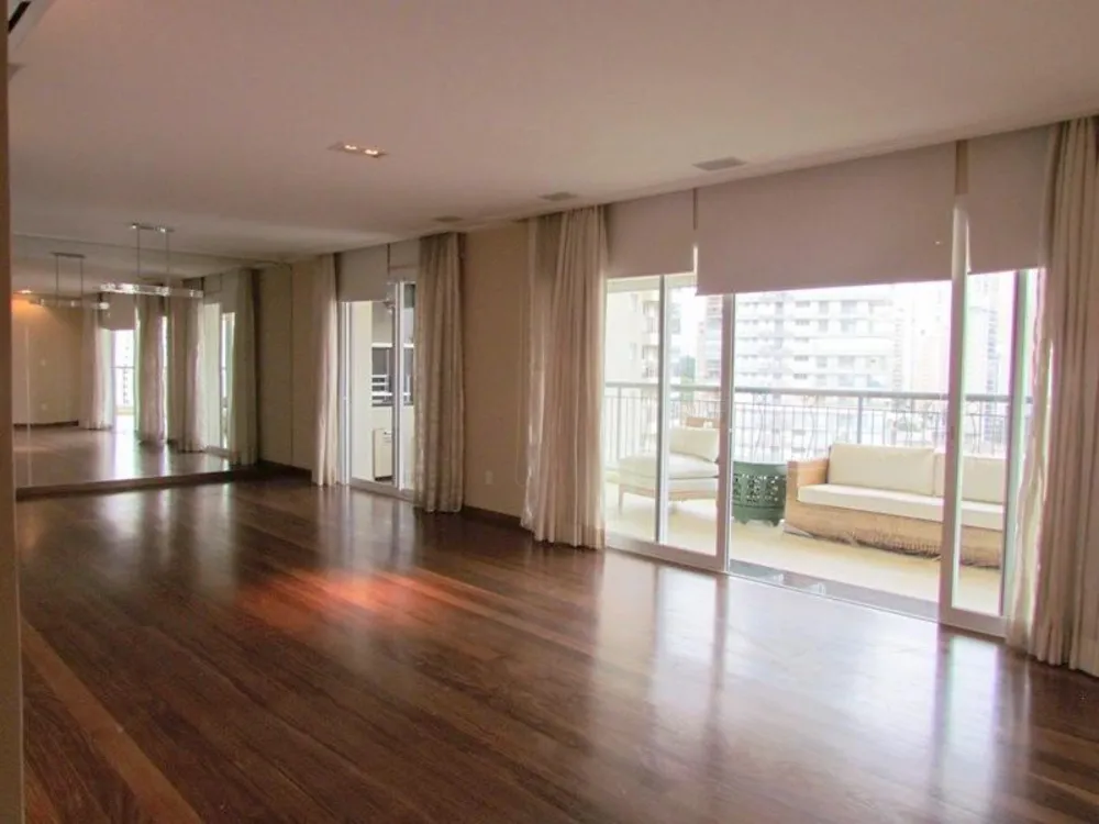 Apartamento, 4 quartos, 226 m² - Foto 1