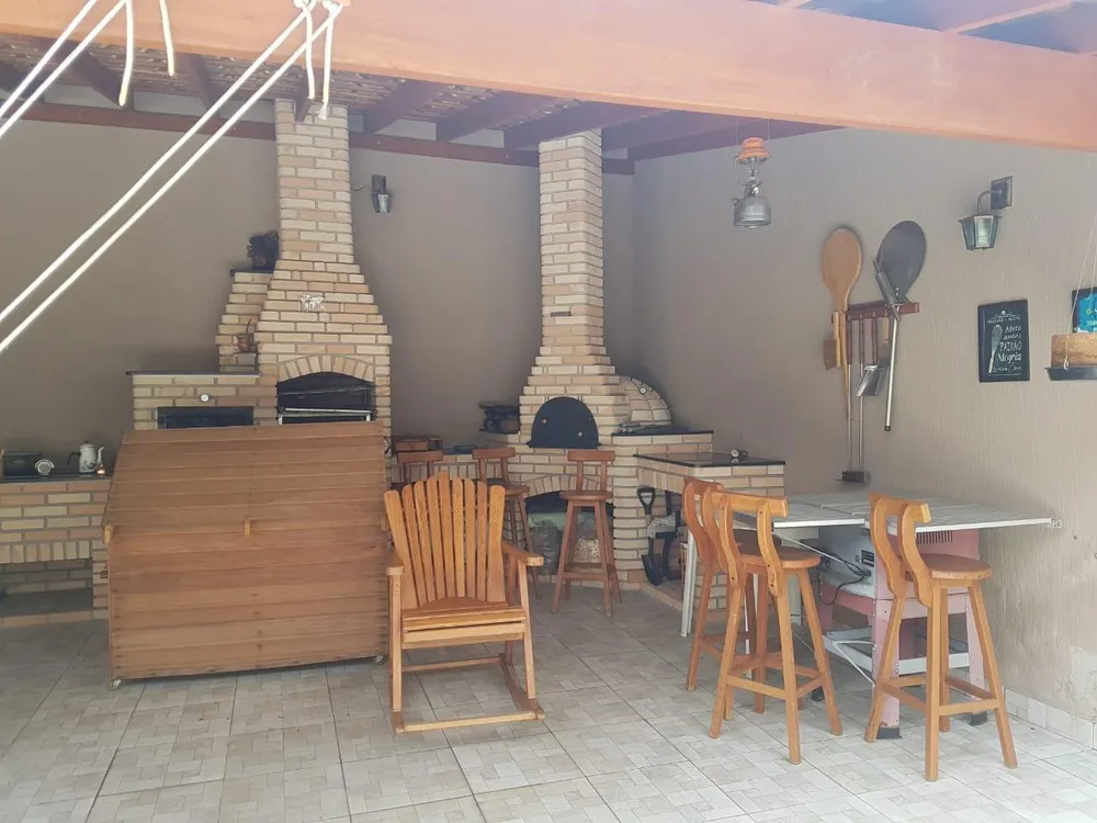 Casa, 3 quartos, 190 m² - Foto 1