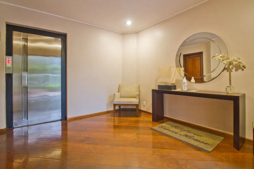 Apartamento, 4 quartos, 196 m² - Foto 2