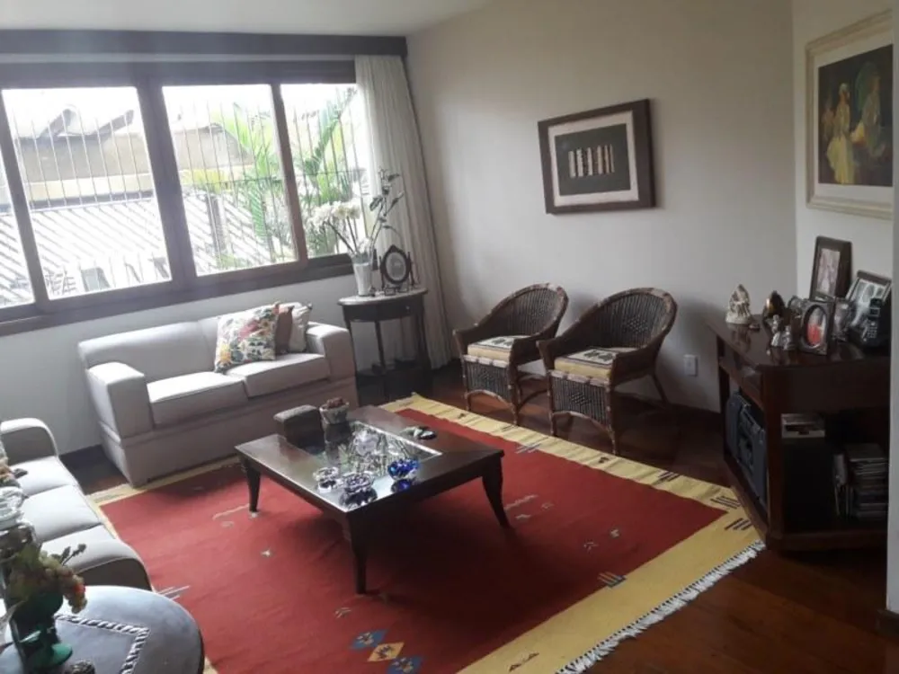 Casa, 4 quartos, 225 m² - Foto 2