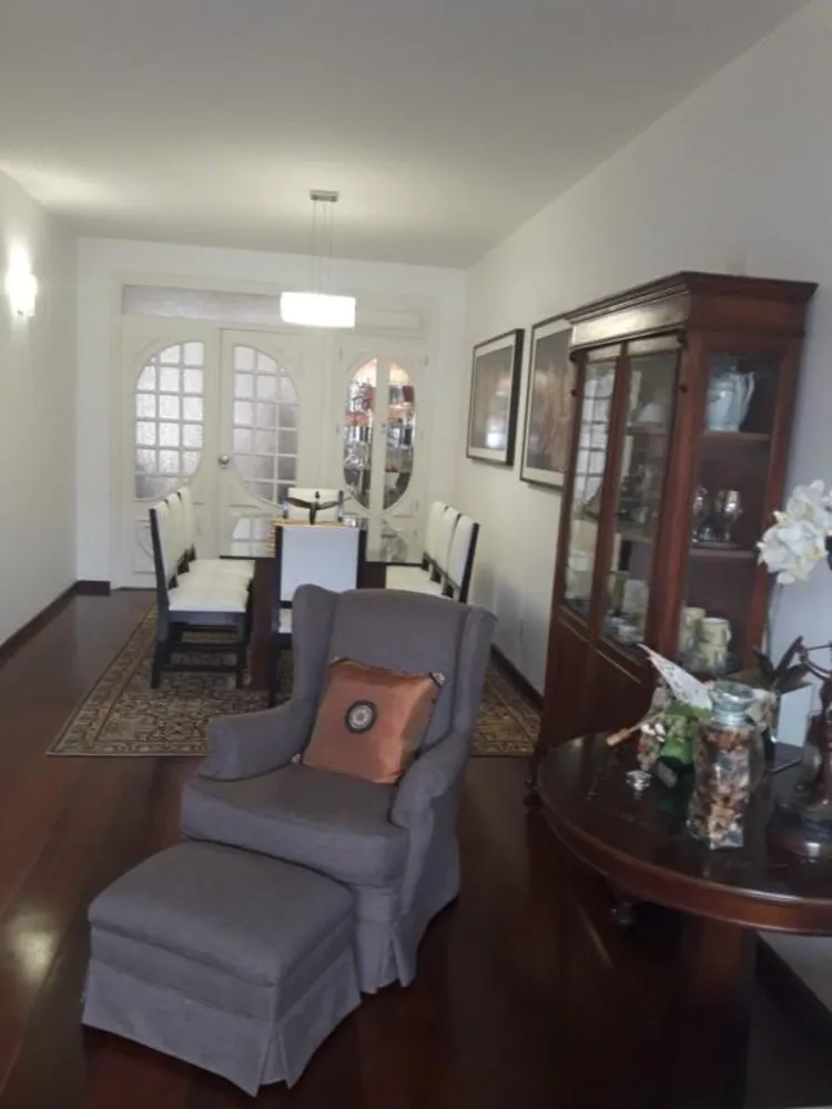 Casa, 4 quartos, 225 m² - Foto 4
